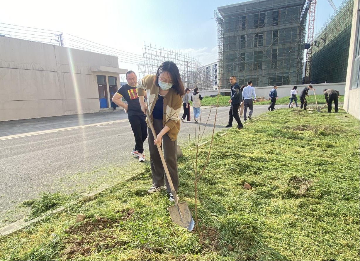 遇到克星，斯洛特已连续4次未能战胜格拉斯纳